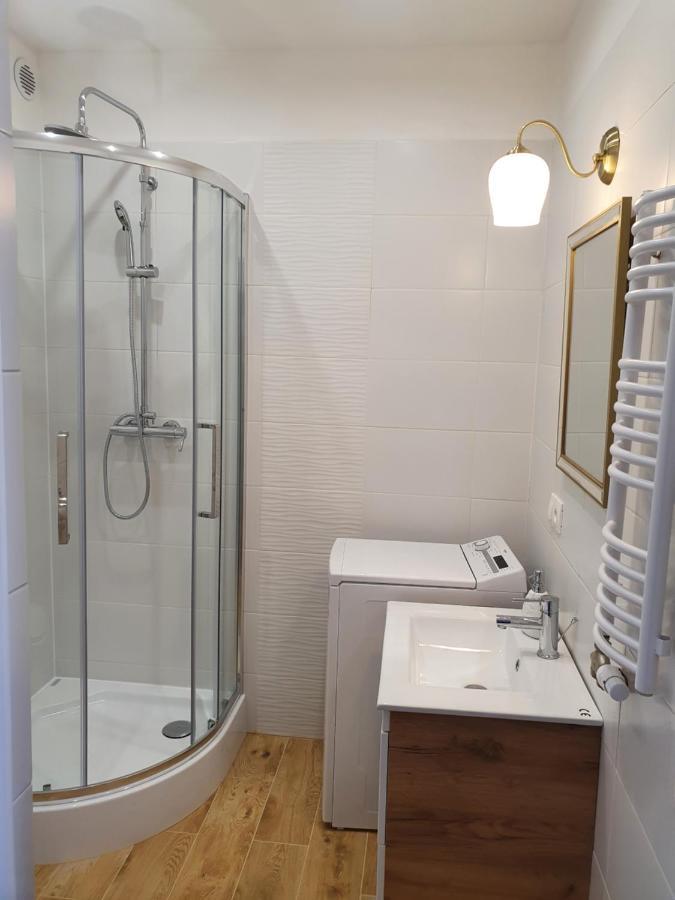 Prestige Aparthotel Piotrkowska 82 - Wyjatkowy Widok Na Deptak 罗兹 外观 照片