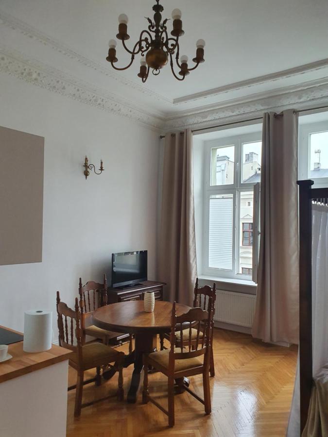 Prestige Aparthotel Piotrkowska 82 - Wyjatkowy Widok Na Deptak 罗兹 外观 照片